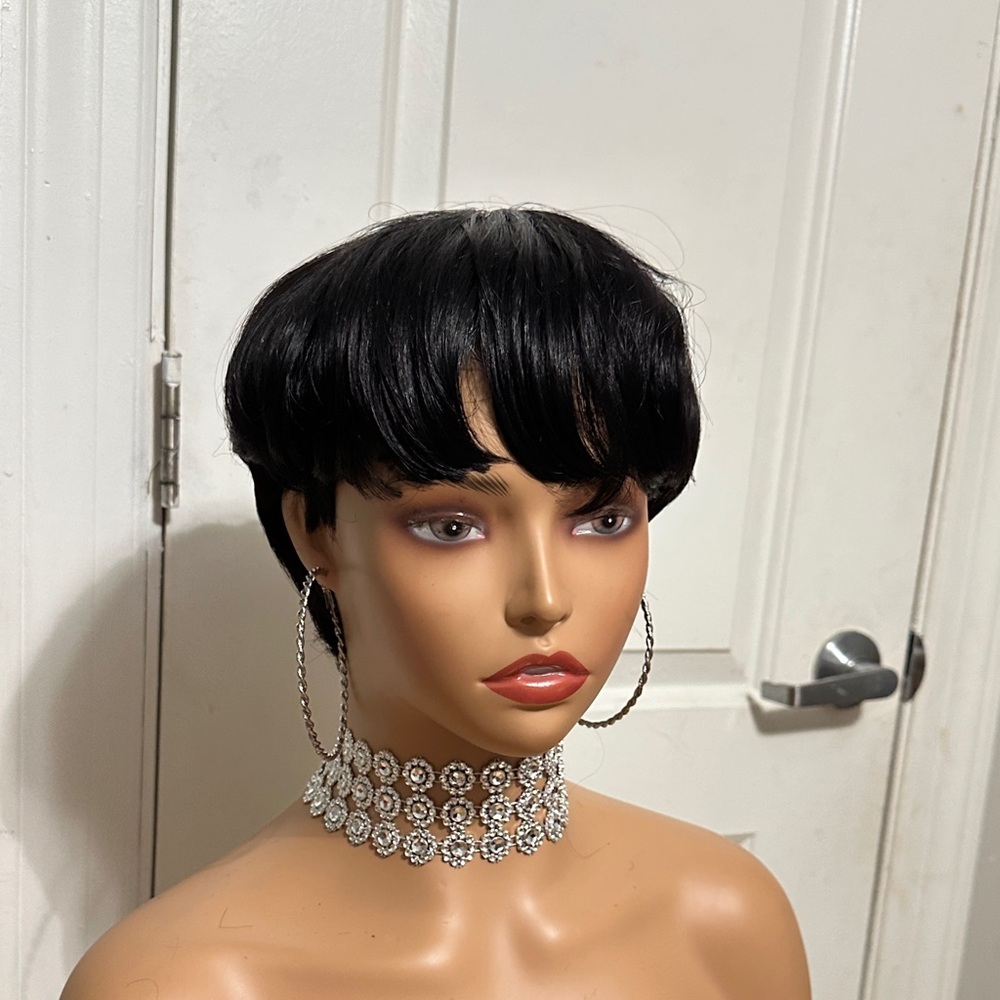 Pixie cut Wig